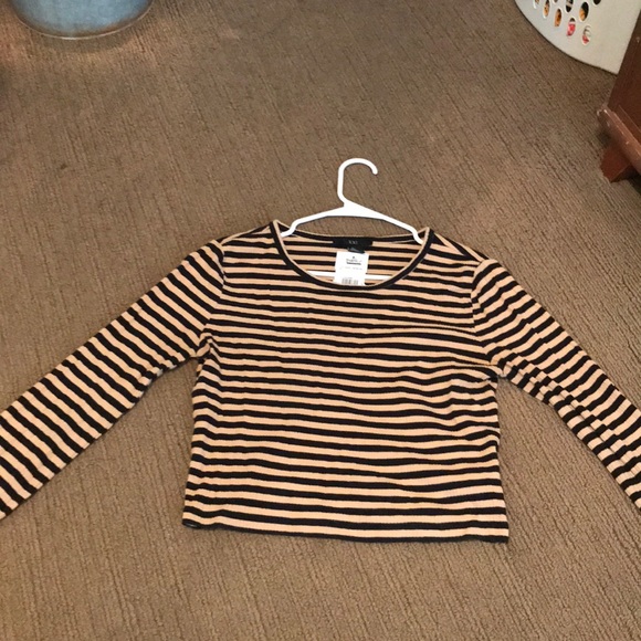 striped long sleeve - Picture 2 of 2